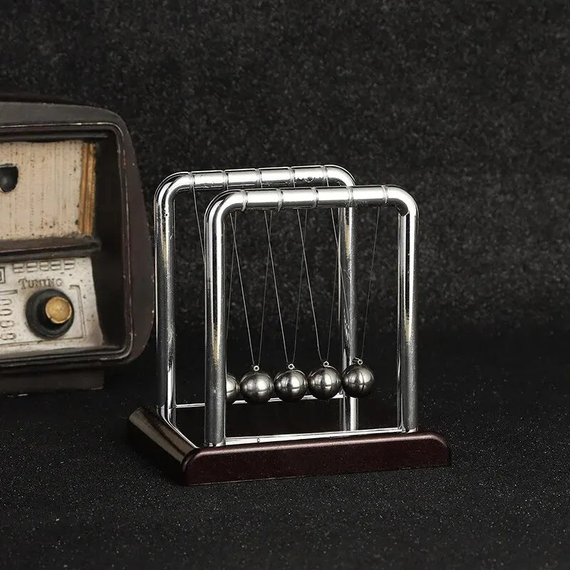 Classic Stainless Steel Newton's Pendulum for Decoration