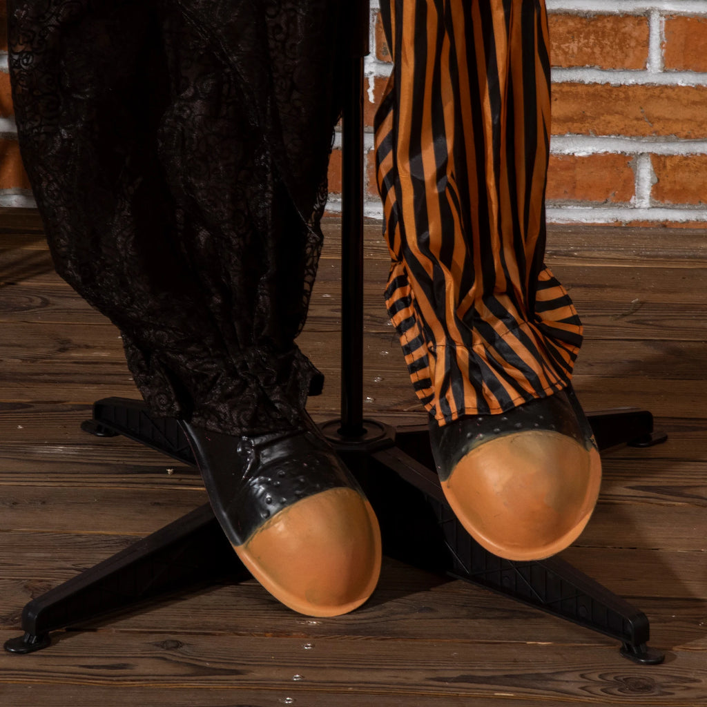 Halloween, Halloween decoration, Halloween pumpkin, Halloween store, scary decoration, ghost for decorating, skeleton for decorating, home decoration, Black Friday, Halloween date, Halloween lights, Halloween toys, trick or treat, night of terror, horror movie, Halloween 2025, Halloween party