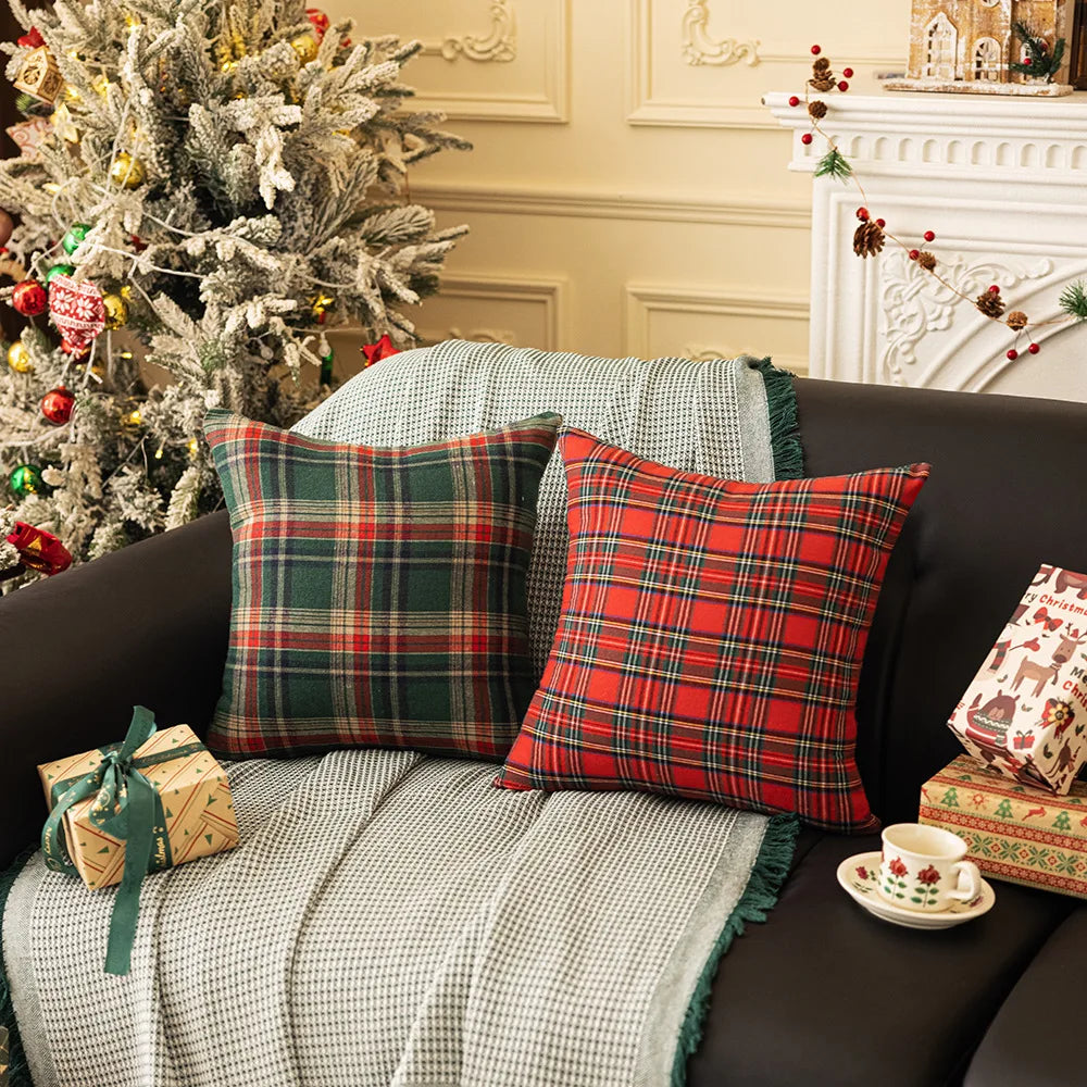 04 Vintage Christmas Cushion Covers for 2025