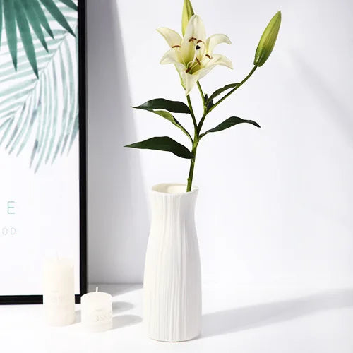 Modern Nordic Vase for Fresh Flowers and Luxurious Settings