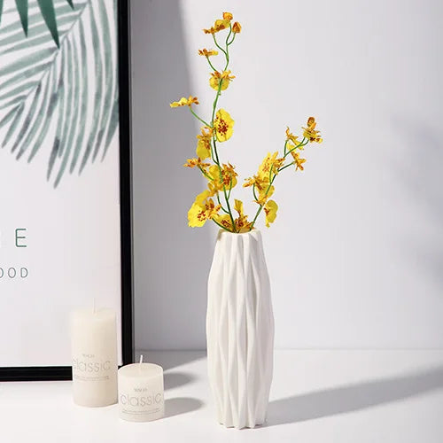 Modern Nordic Vase for Fresh Flowers and Luxurious Settings