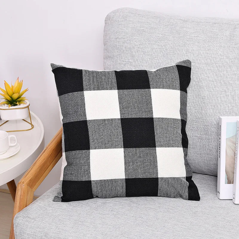 04 Vintage Christmas Cushion Covers for 2025