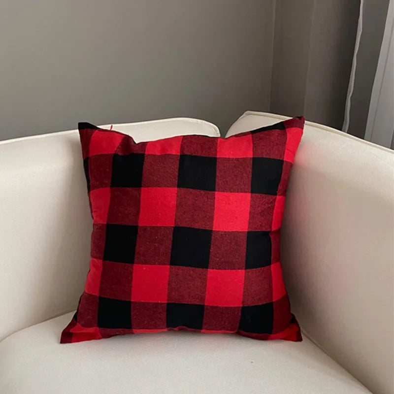 04 Vintage Christmas Cushion Covers for 2025